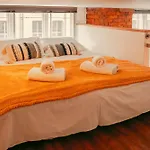 Chic Georgian Flat In Central Manchester