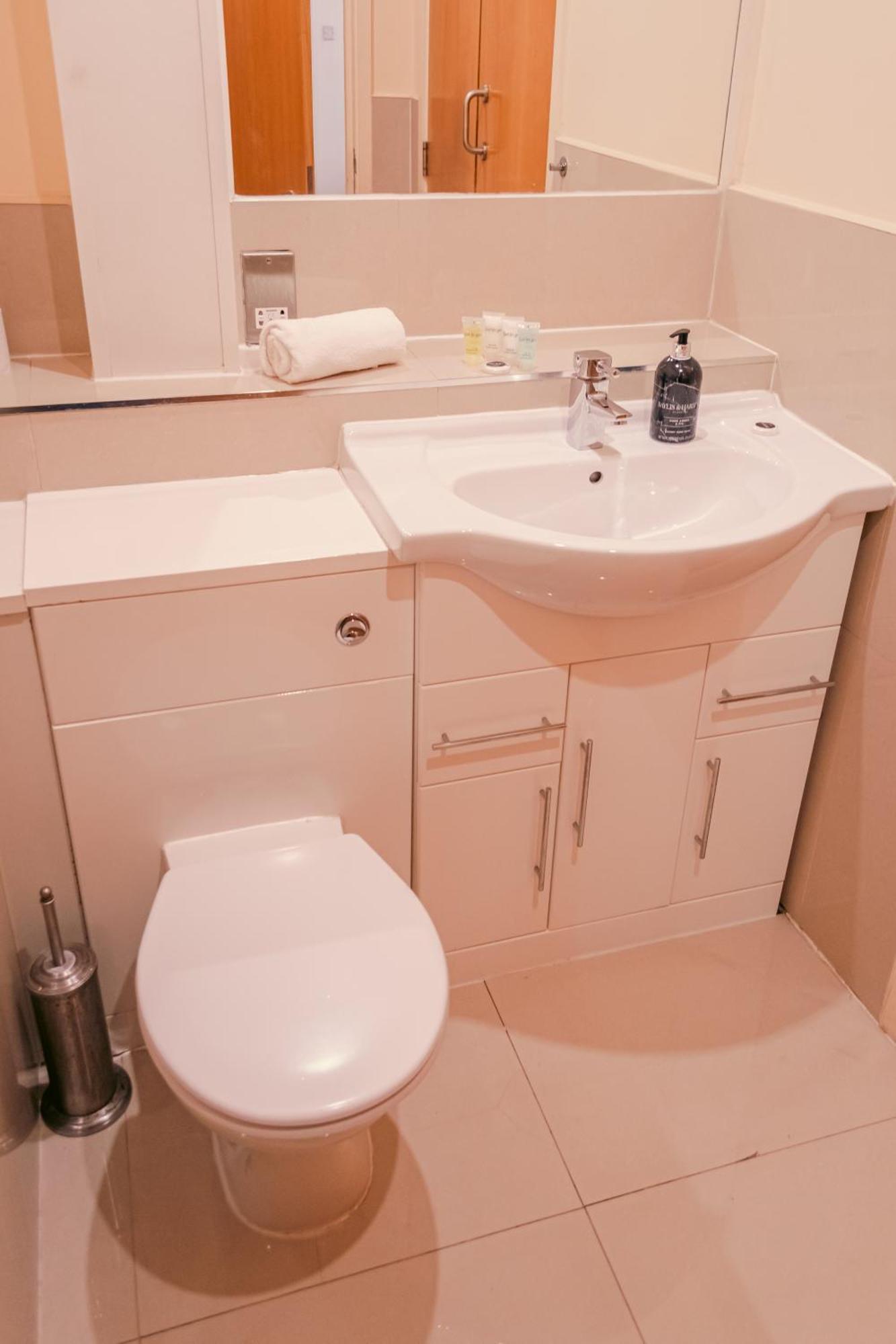 Chic Georgian Flat In *