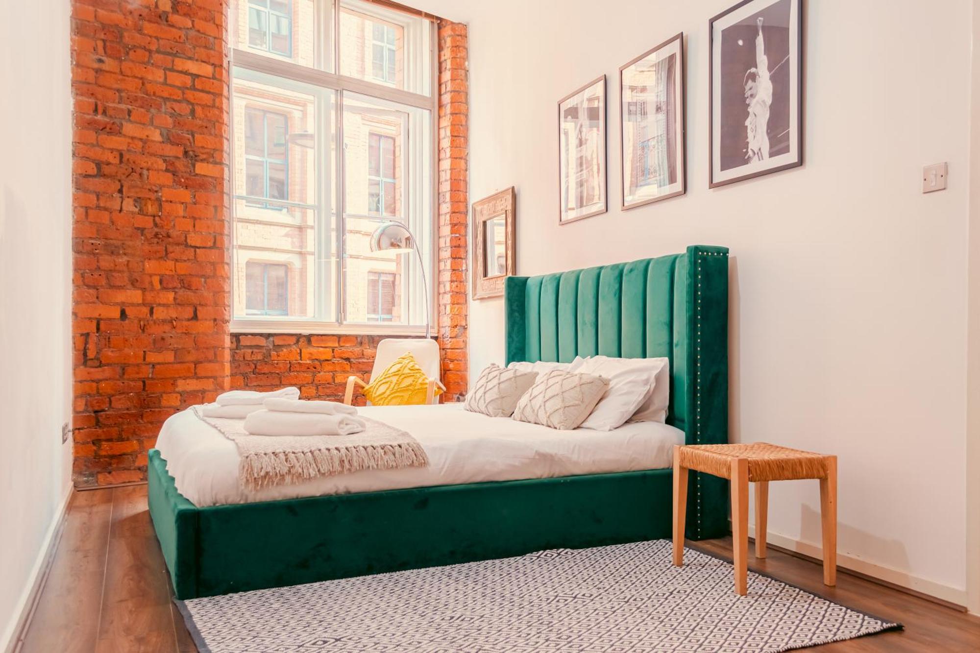 Apartment Chic Georgian Flat In Manchester