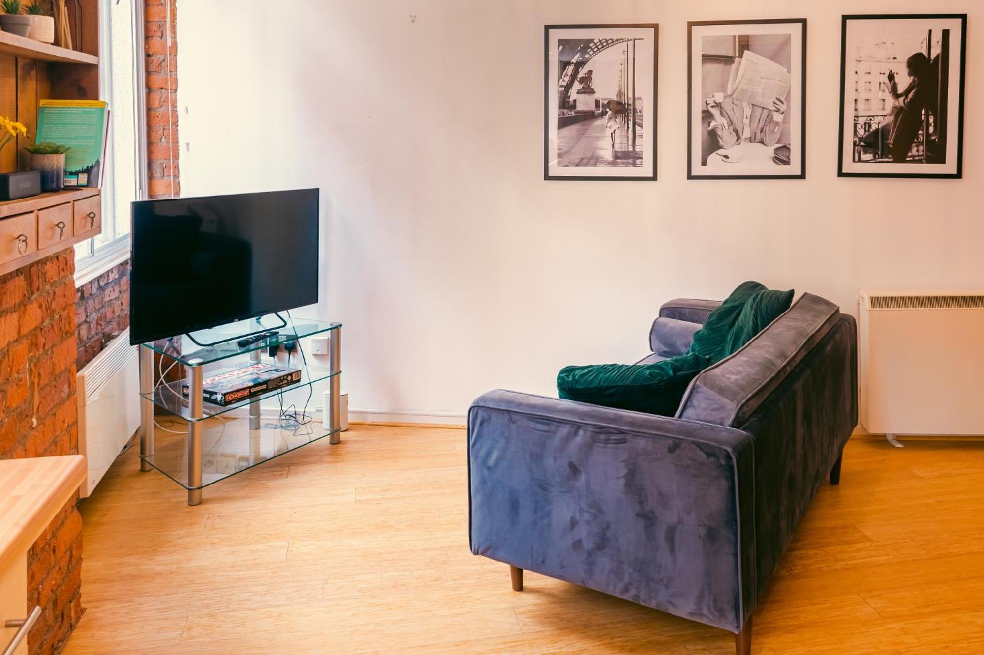 Chic Georgian Flat In Apartment *