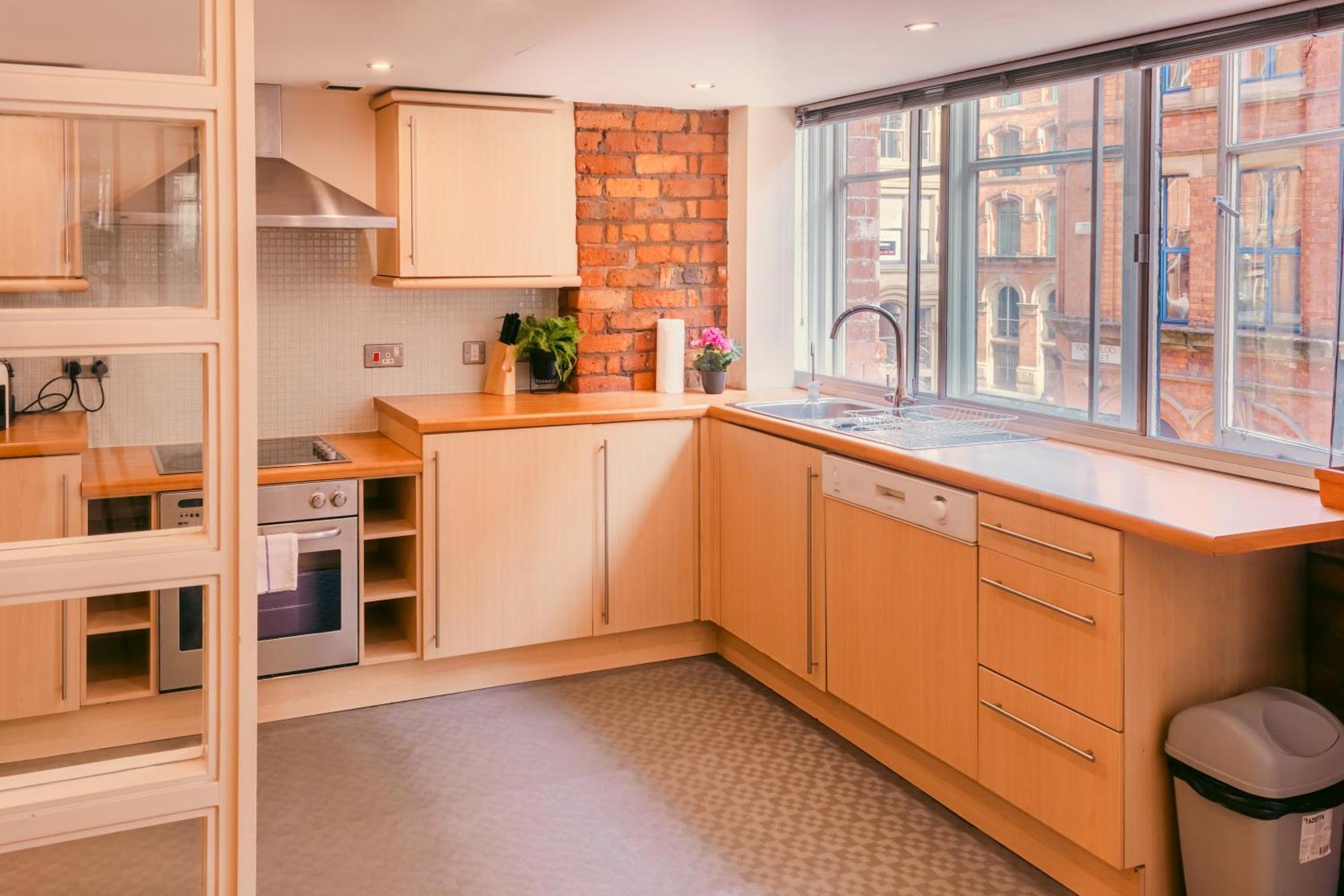 Chic Georgian Flat In Manchester